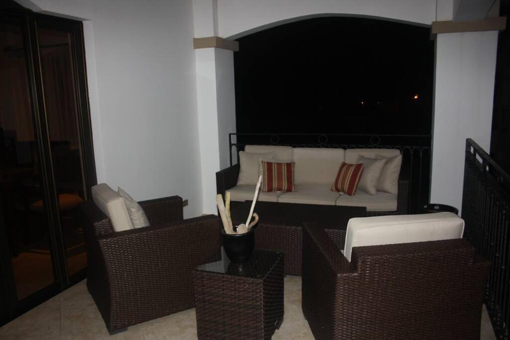 Apartment Front Boutique In - No Last-minute Check-ins *